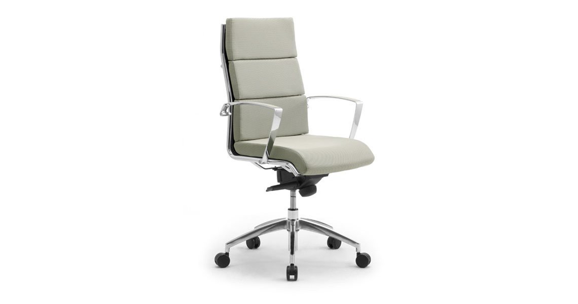 chairs-f-intensive-use-f-call-center-and-stock-trading-rooms-img-24