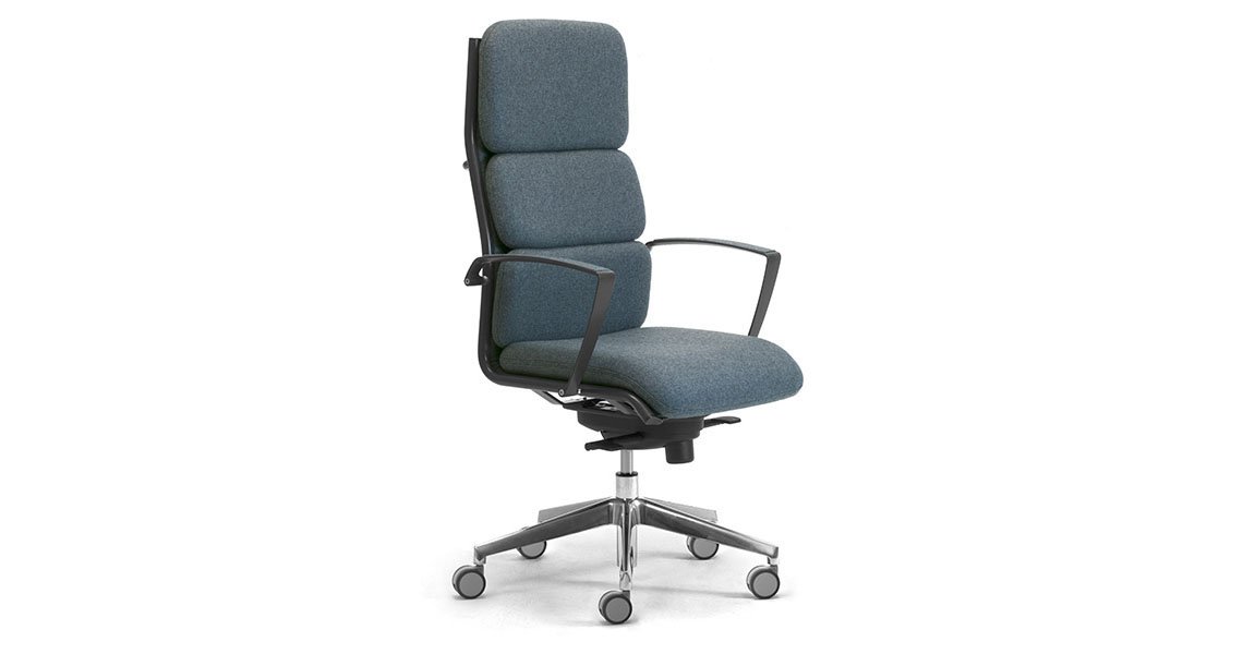 chairs-f-intensive-use-f-call-center-and-stock-trading-rooms-img-25
