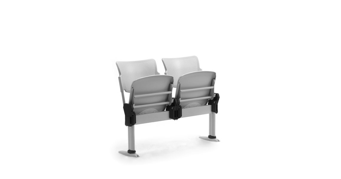 Seat floor 2025