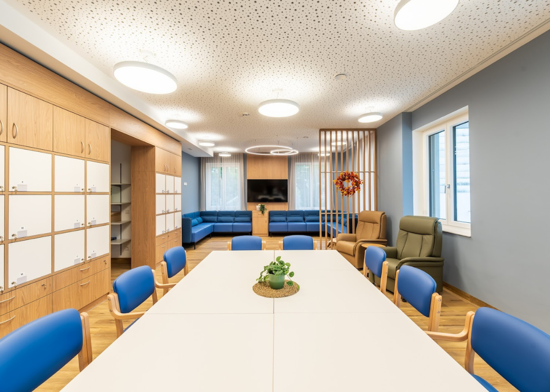 nursing-home-chairs-3