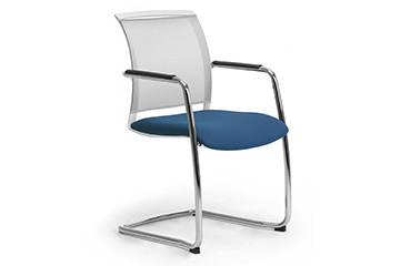Visitor cantilever base chairs with mesh backrest and arms Cometa Relax