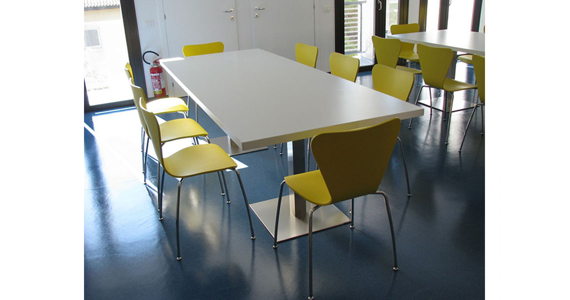 sedie-e-tavoli-per-sala-mensa-aziendale-scolastica-self-service-img-09
