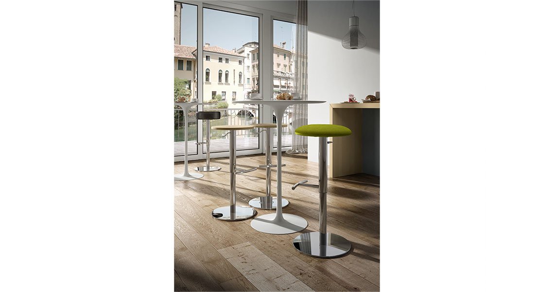 sgabelli-sedie-tavoli-sala-da-pranzo-ristorante-pizzeria-bar-fastfood-img-26