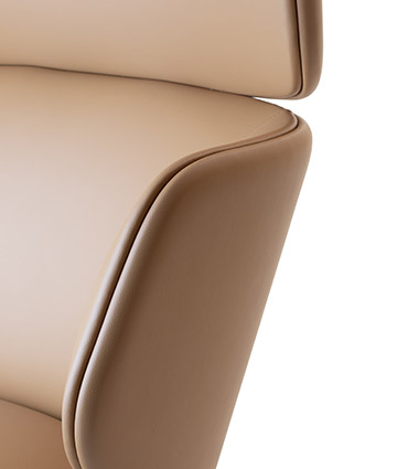poltrona-lounge-chair-p-grande-relax-c-tavolo-alise-dettaglio-img-03