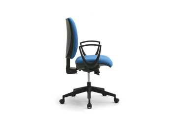 sedia ergonomica per ufficio operativo a norma 81 2008