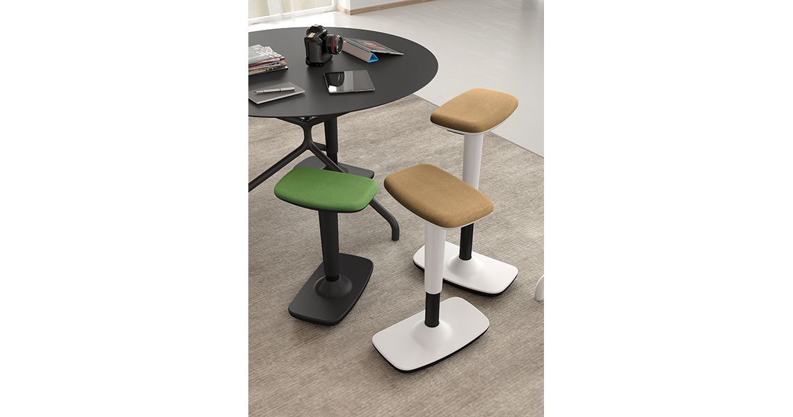 sgabello-oscillante-sedile-ergonomico-p-lavoro-in-piedi-twist-img-08