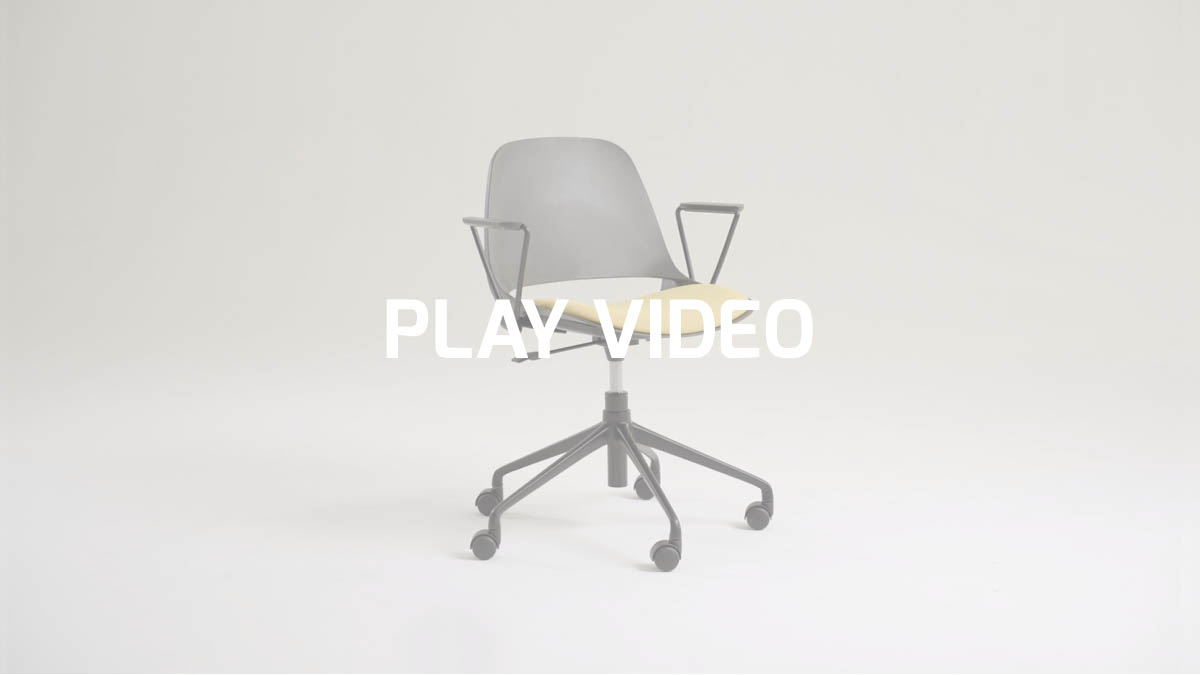 Sedia monoscocca per ufficio girevole di design | Cosmo operativa by Leyform
