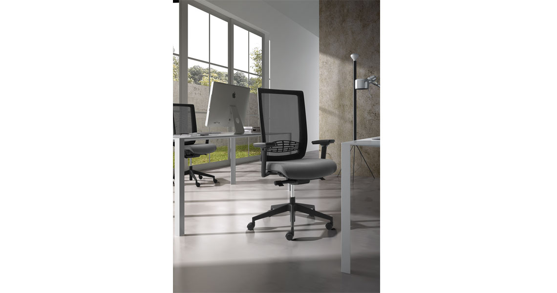 sedie-e-poltrone-ergonomiche-p-ufficio-e-workstation-wiki-re-img-06