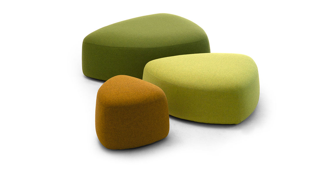 pouf-ottomans-w-modern-colours-f-open-space-hall-gogo-img-02