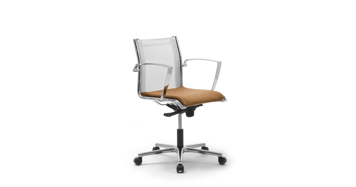high-back-mesh-armchair-f-executive-offices-origami-rx-img-04