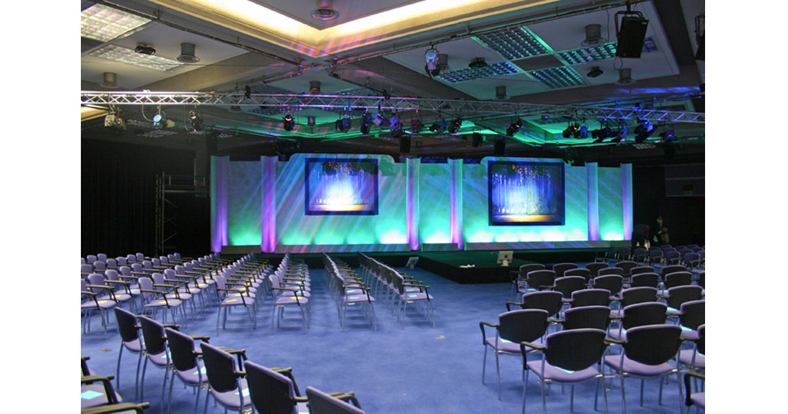 stacking-chairs-f-meeting-training-rooms-conference-valeria-img-14