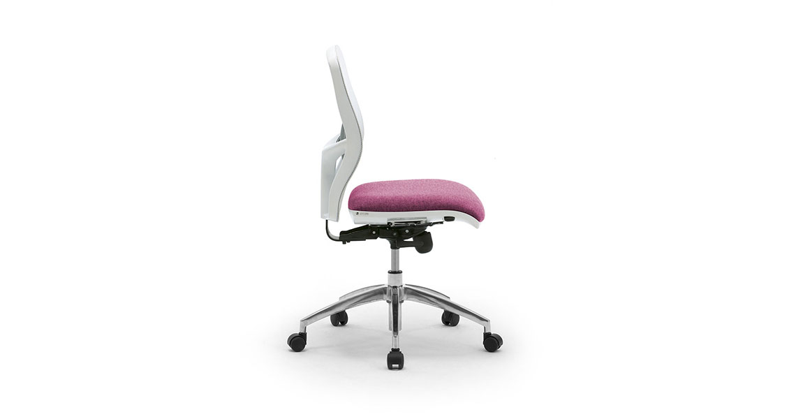 white-or-grey-task-office-chairs-w-mesh-sprint-re