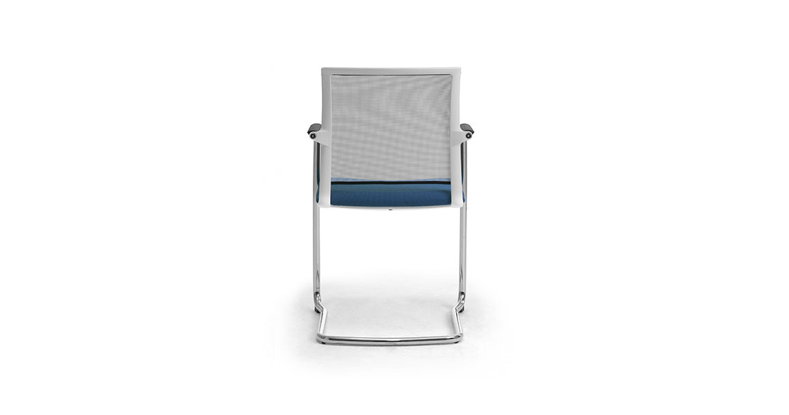 visitor-cantilever-chairs-w-mesh-cometa-relax